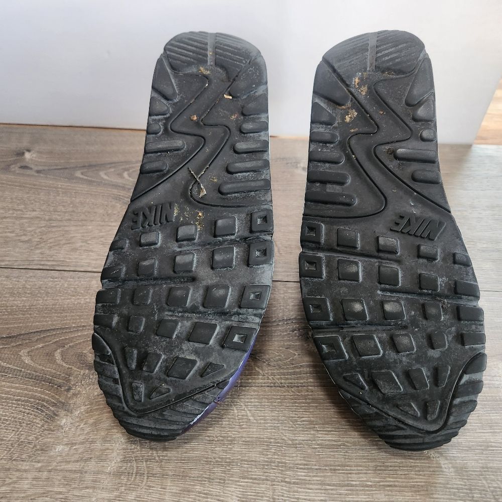 2010 Nike Air Max 90 Wicket Purple Athletic Shoes Sneakers Mens Size 10.5 READ - Picture 9 of 15
